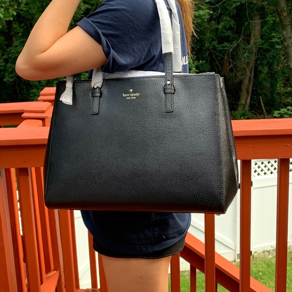 kate spade Handbags - NWT KATE SPADE GRAND STREET REENA